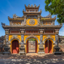 palais-royal-imperial-hue-vietnam