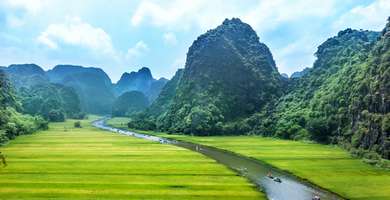 oncle-ho-ninh-binh-vietnam.jpg