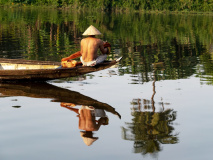 Pêcheurs, rivière des parfums, Hue, Vietnam