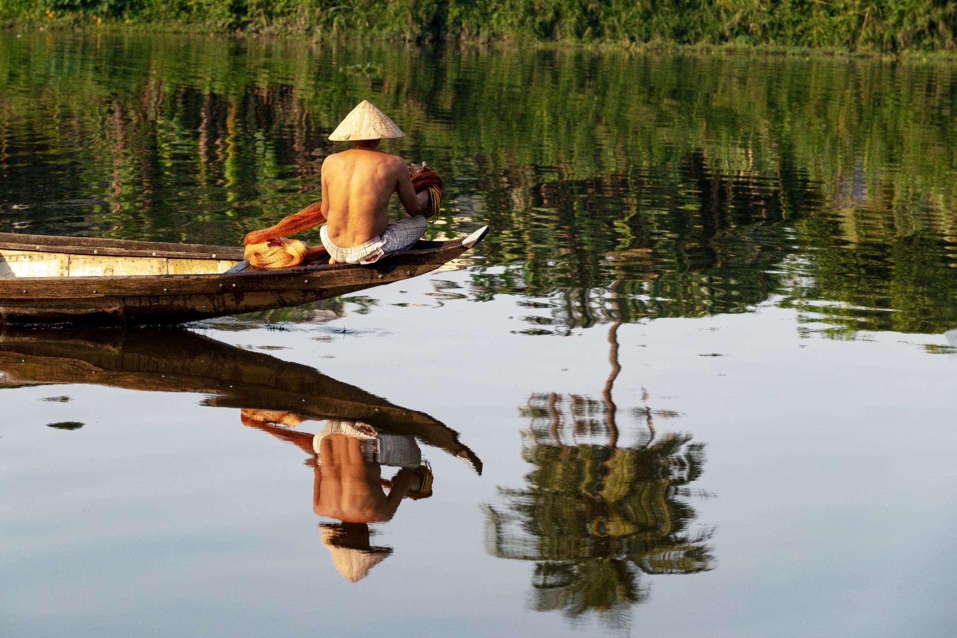 Pêcheurs, rivière des parfums, Hue, Vietnam