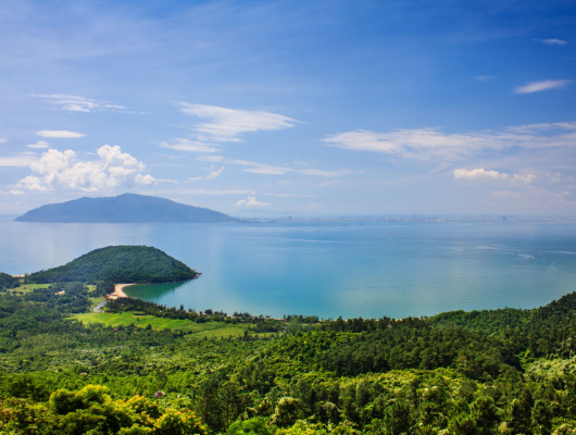 Vue sur Danang depuis le Hai Van Pass
