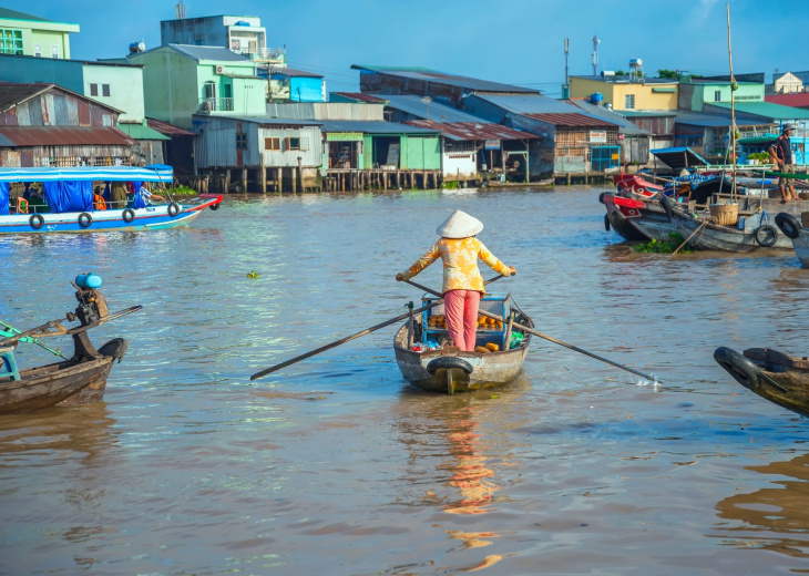 Marché flottant au Vietnam