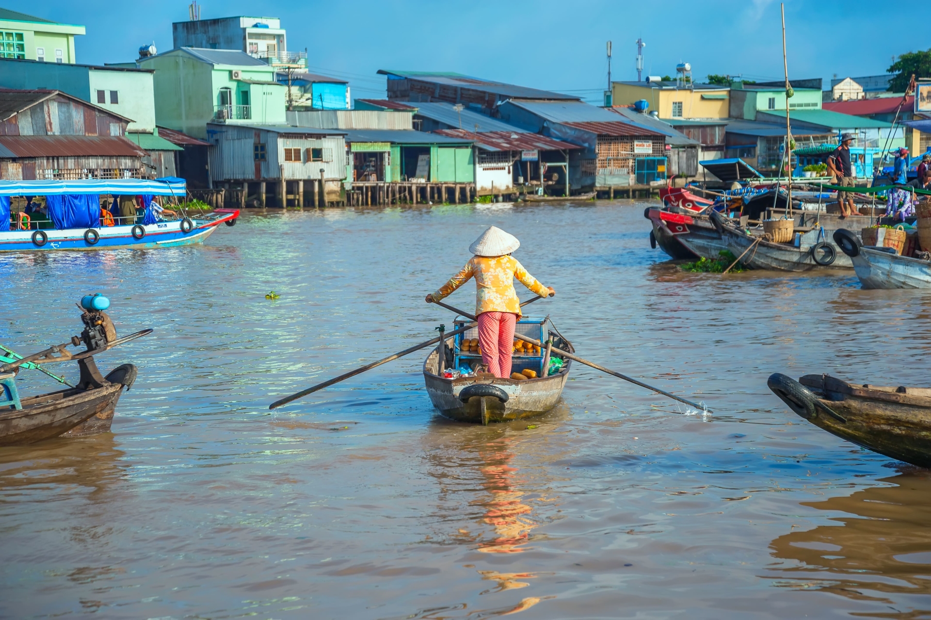 Marché flottant au Vietnam