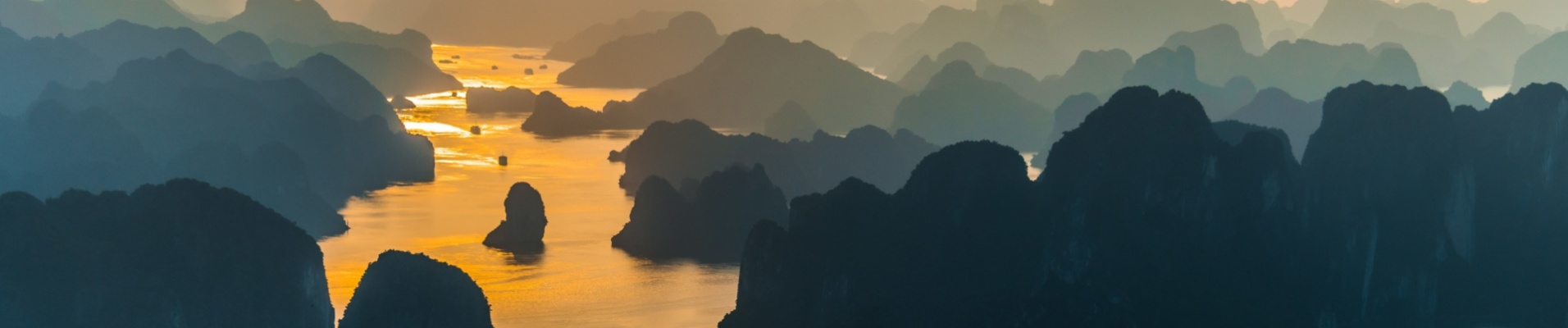 Vue aérienne, Baie d'Halong